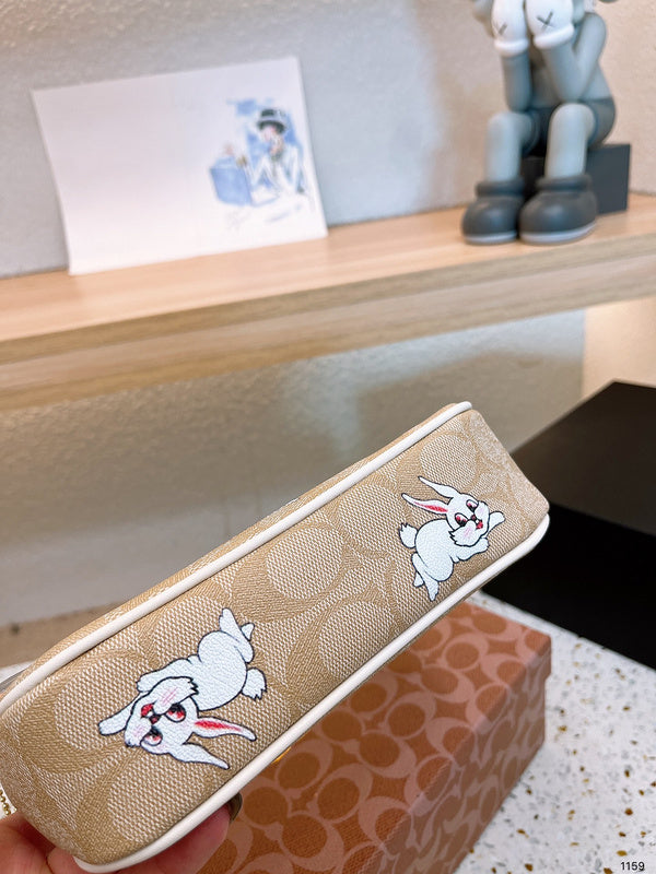 LO - CCH Bags - 255