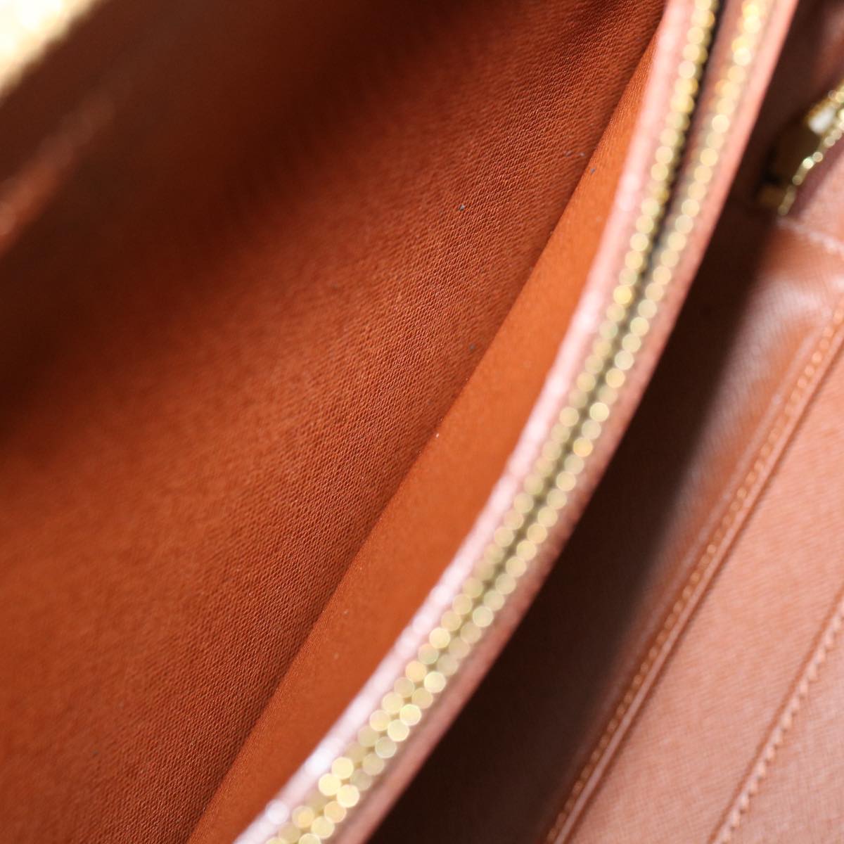 LO-LV bags 2691