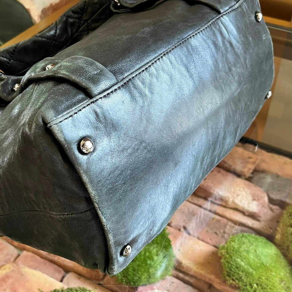 CHL 8 Knots Quilted Lambskin Tote Bag