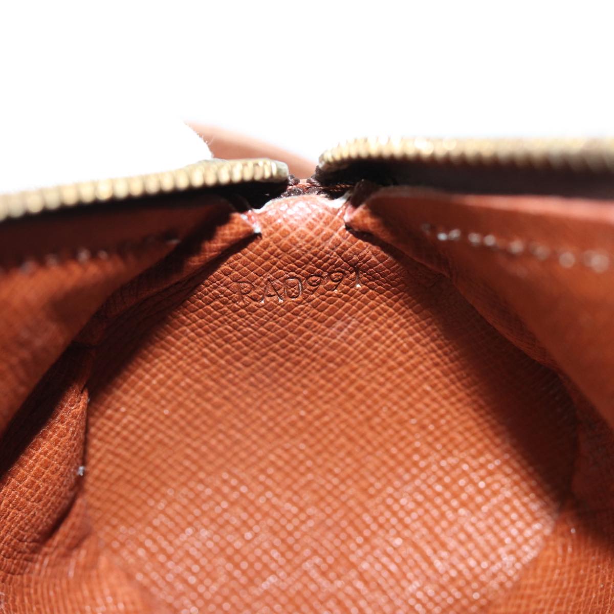 LO-LV bags 957