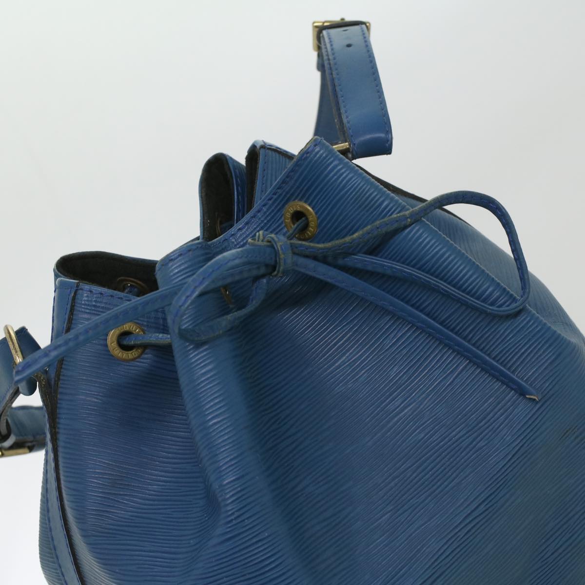 LO-LV bags 8603