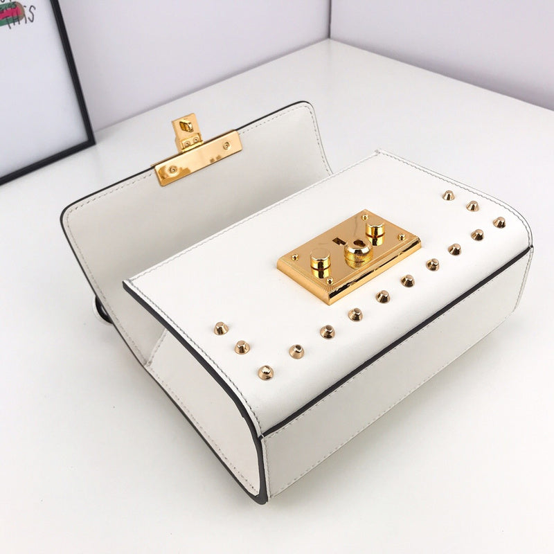 LO - GCC Bags - 2485