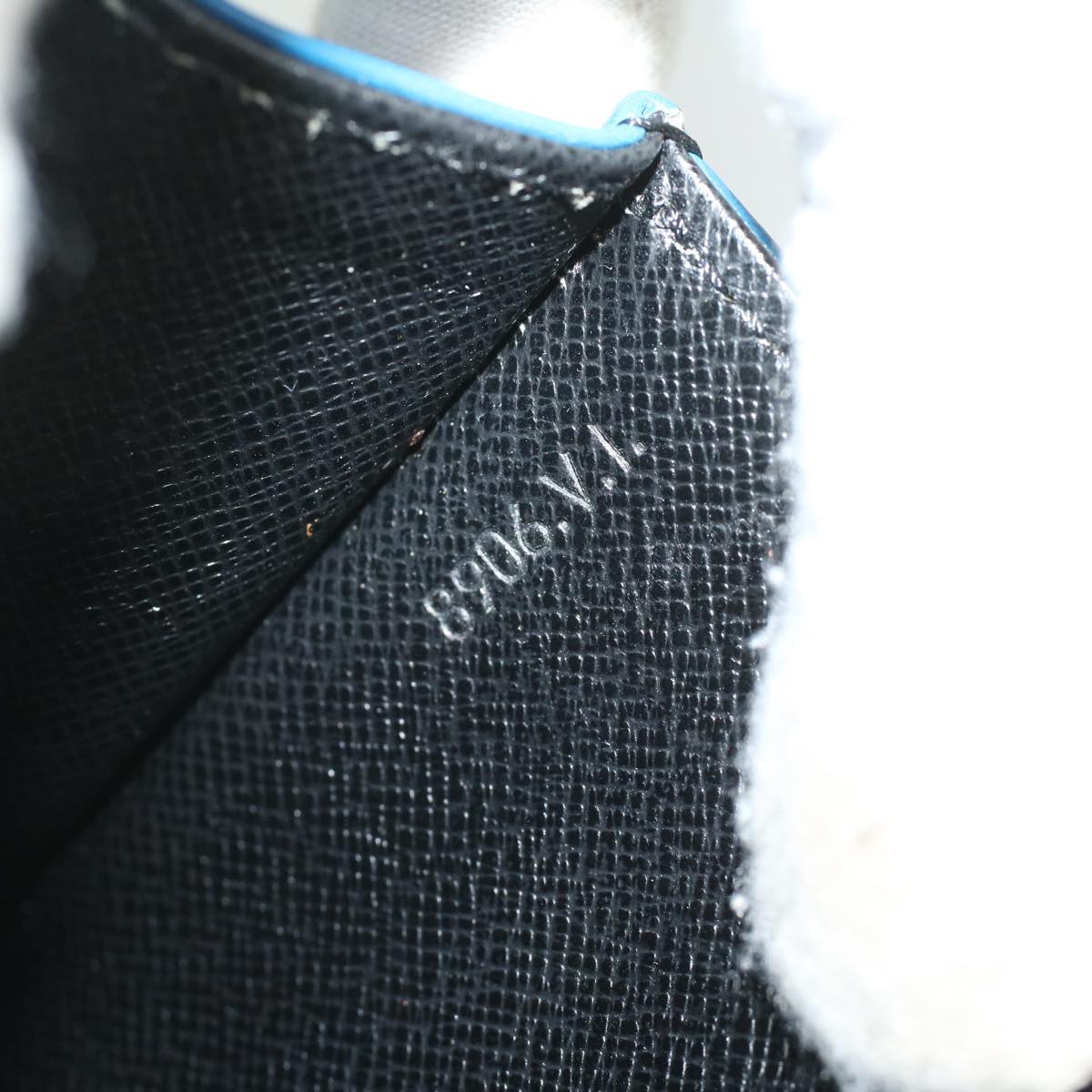 LO-LV bags 2532