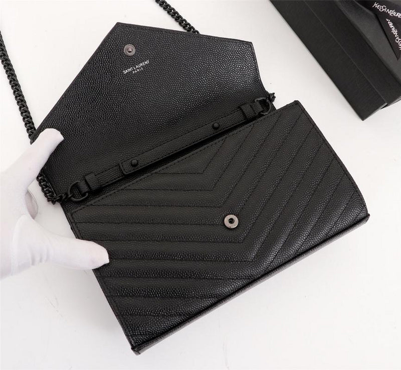BB - YSL Bag - 2590