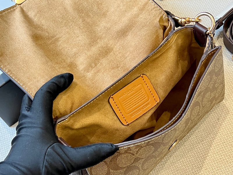 LO - CCH Bags - 437