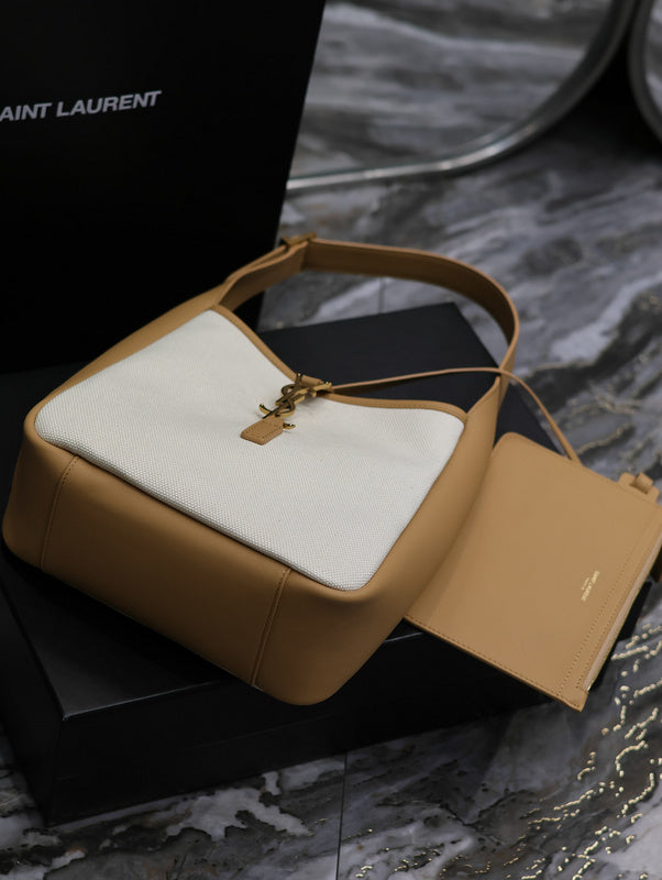 BB - YSL Bag - 1854