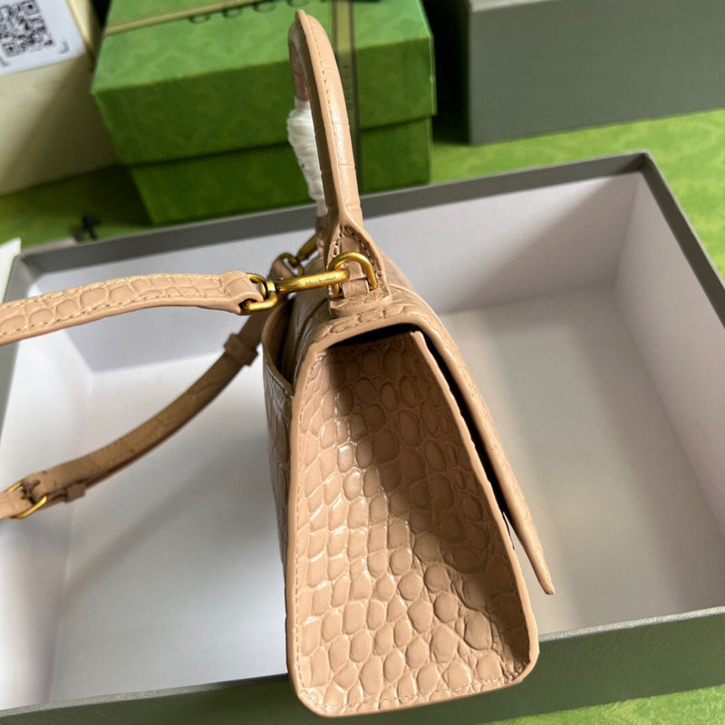 LO - GCC Bags - 4952