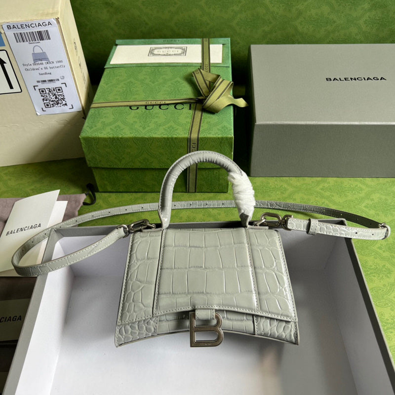 LO - GCC Bags - 4969