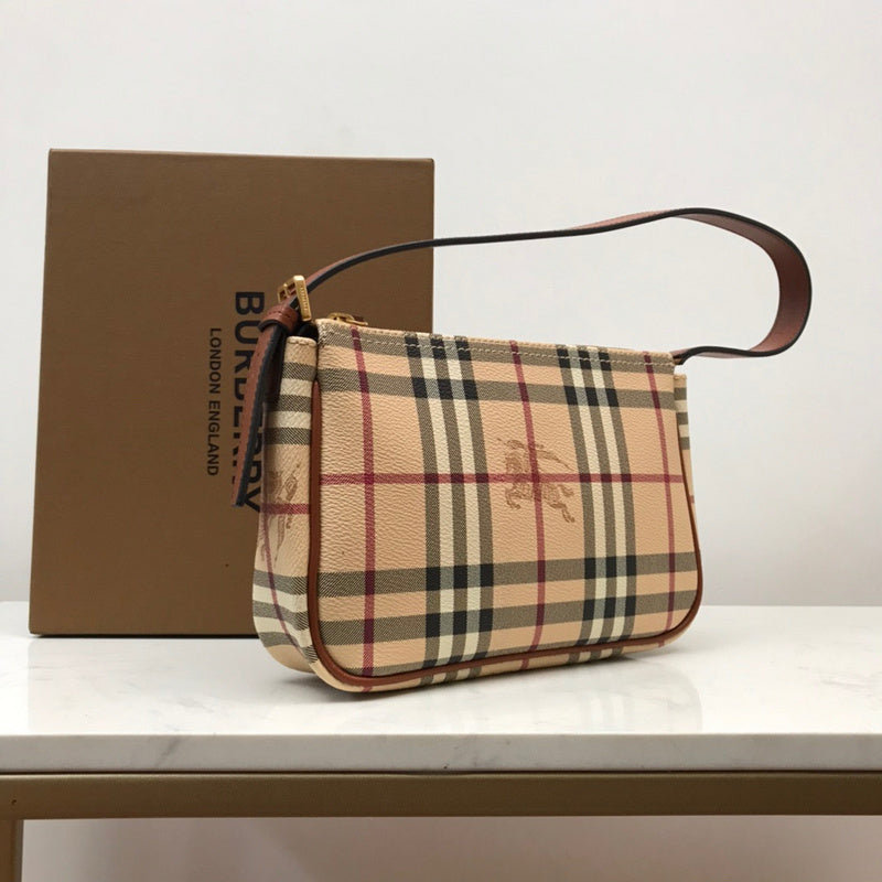 LO - B-BERRY BAGS - 585