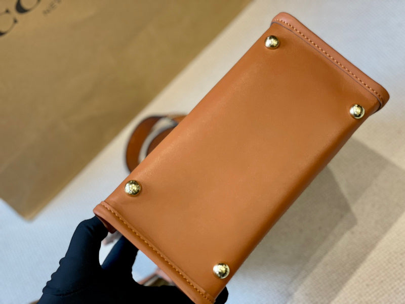 LO - CCH Bags - 208
