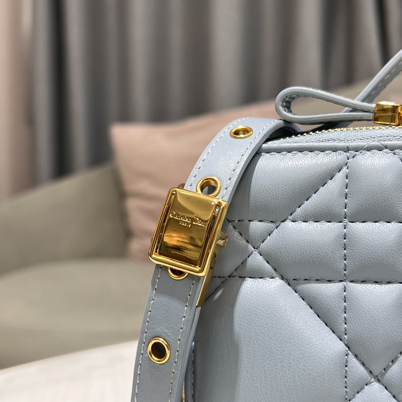 Lusso Official - DYOR FASHION BAGS - 2024