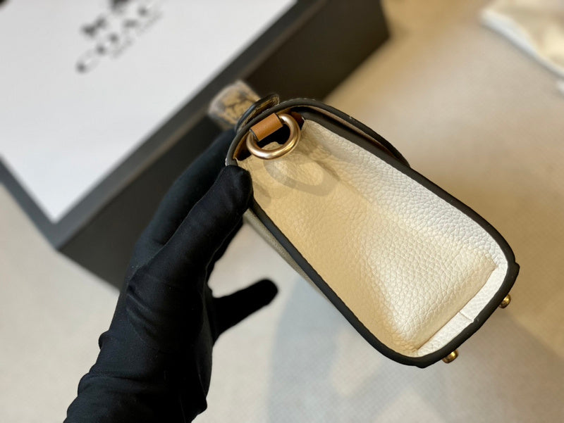 LO - CCH Bags - 192
