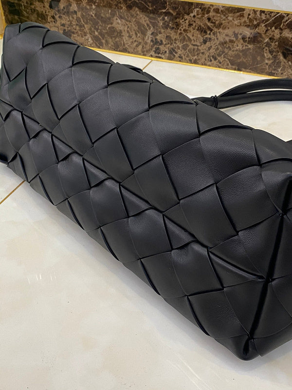 LO - BV Bags - 080