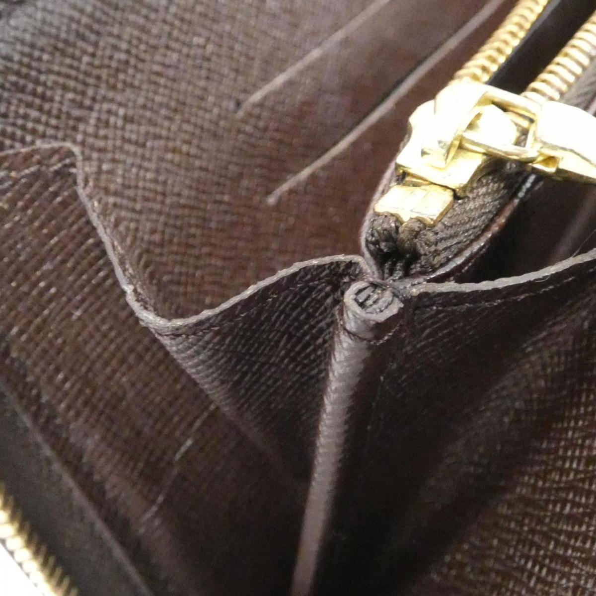 LO-LV bags 1838