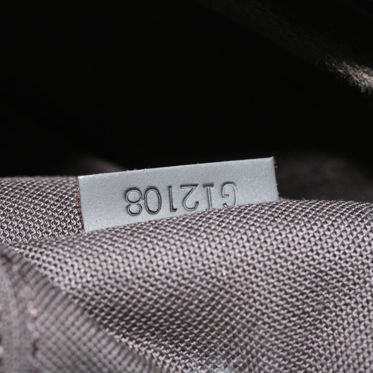 LO-LV bags 1836