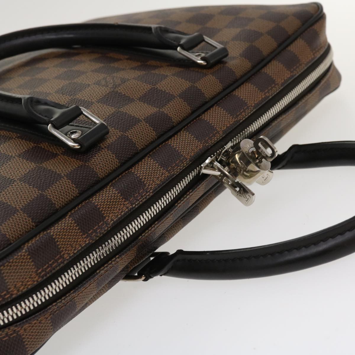 LO-LV bags 1836