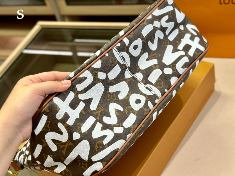 LO - LV Bags - 15055