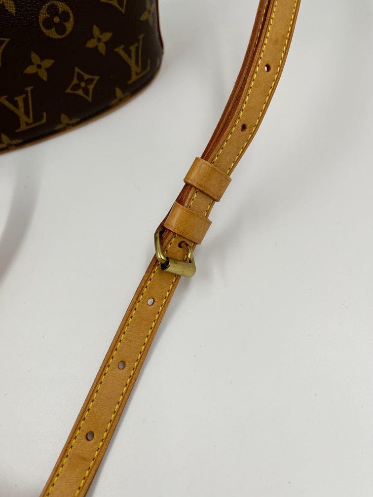 LO-LV bags 2158