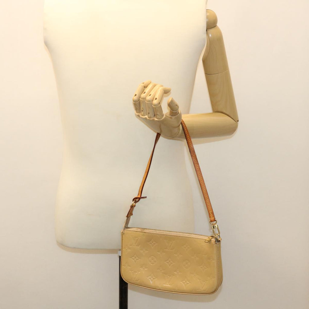 LO-LV bags 2753