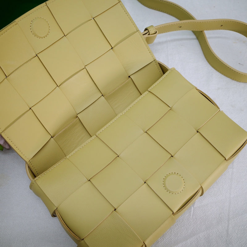 B-VENETA STYLISH HANBAGS FOR WOMEN - 113