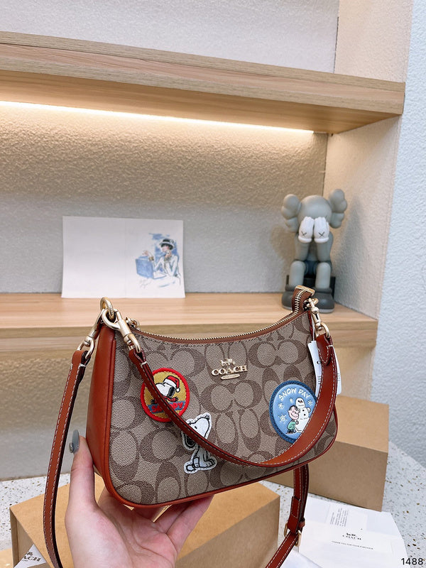 LO - CCH Bags - 201