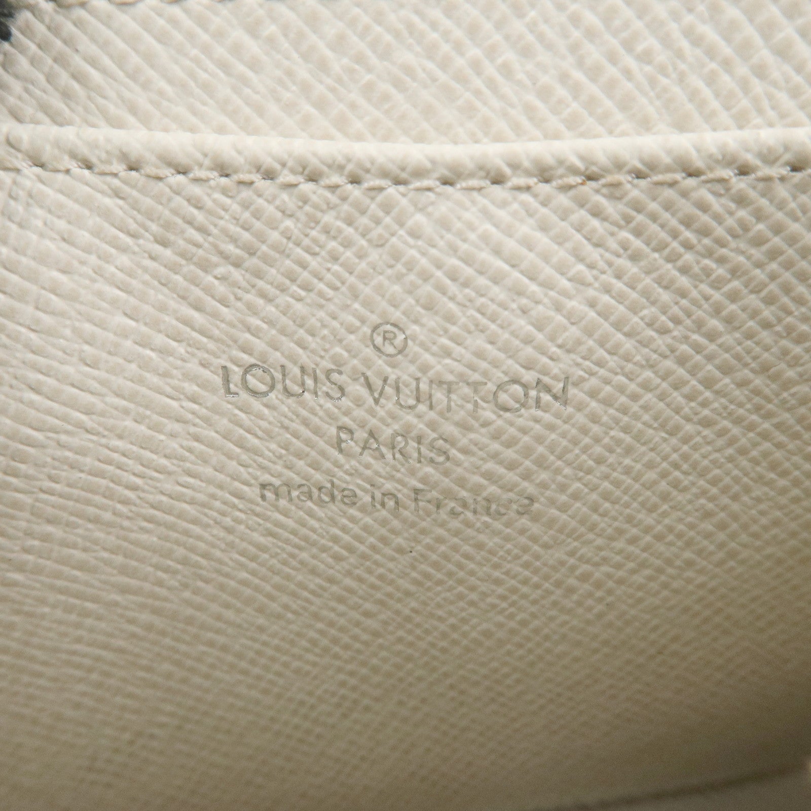 LO-LV bags 2564