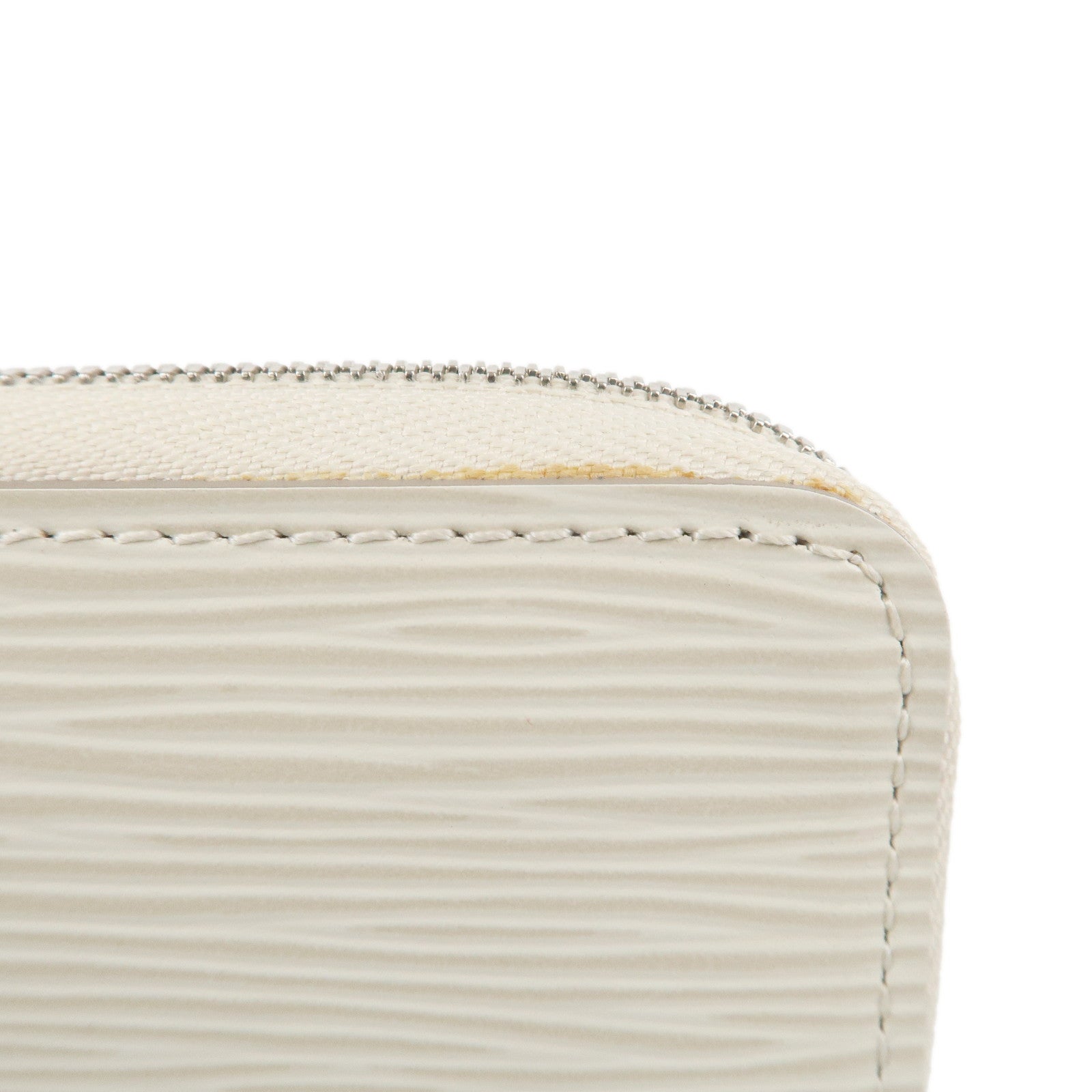 LO-LV bags 2564