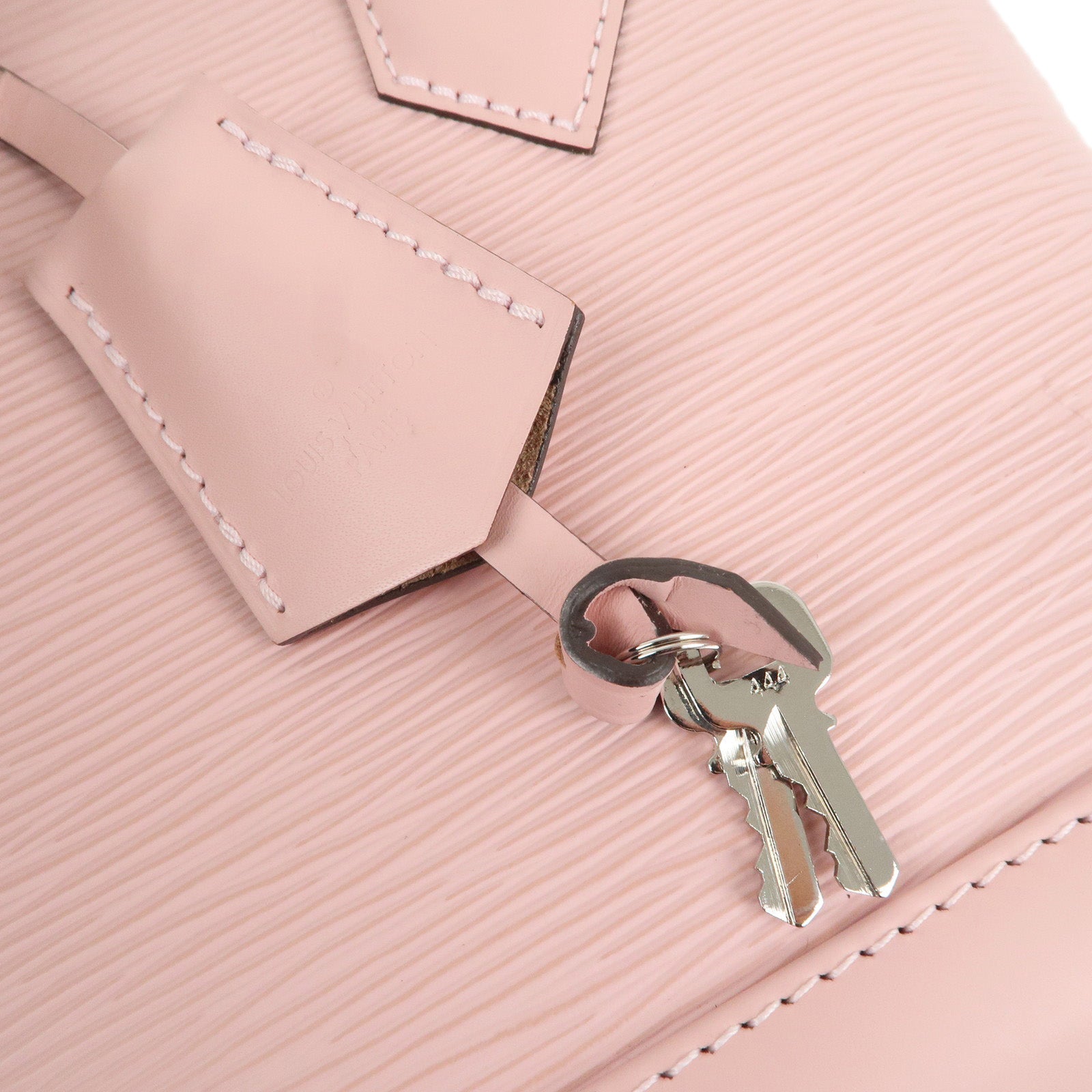 LO-LV bags 2341