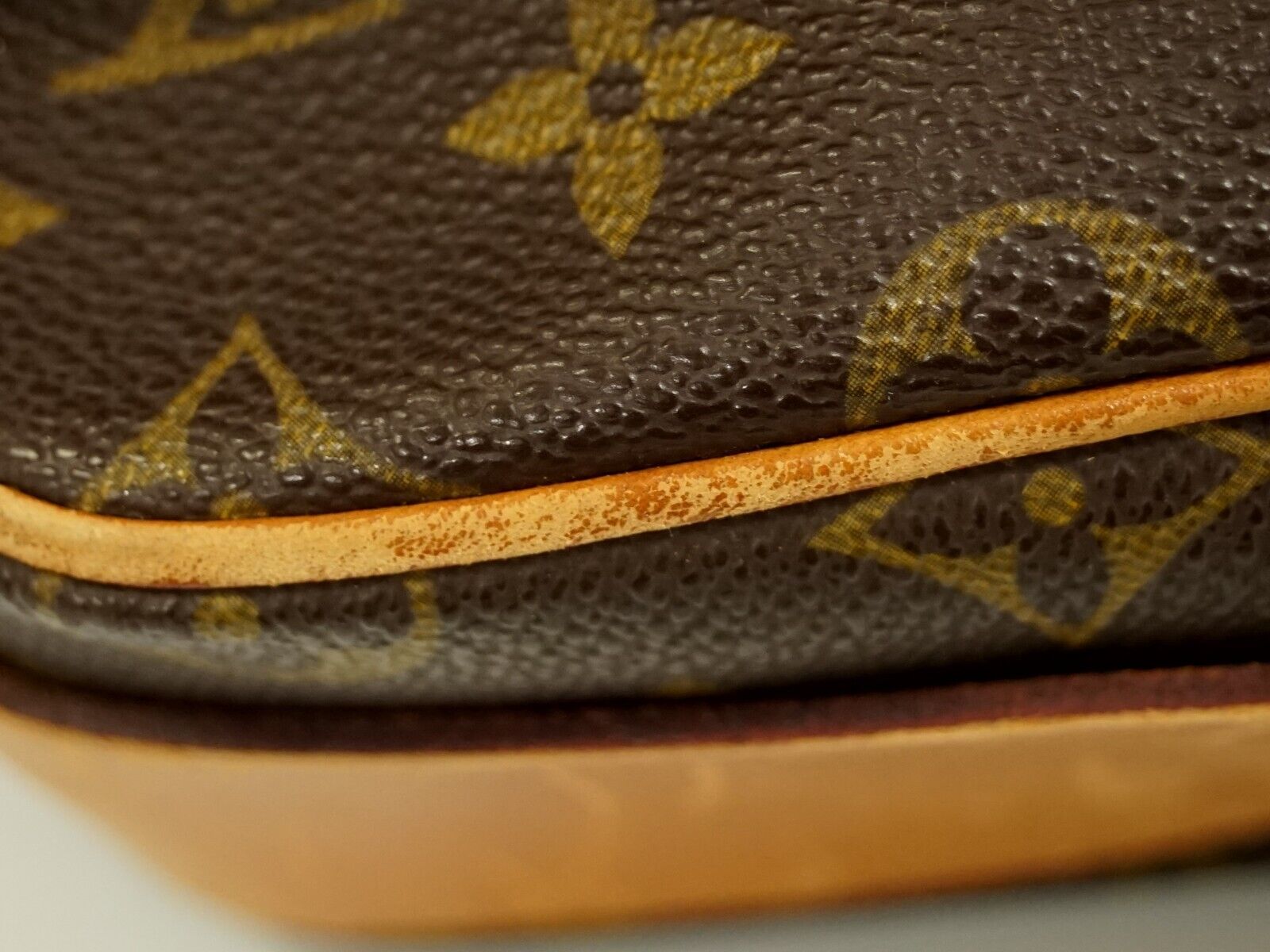 LO-LV bags 7219