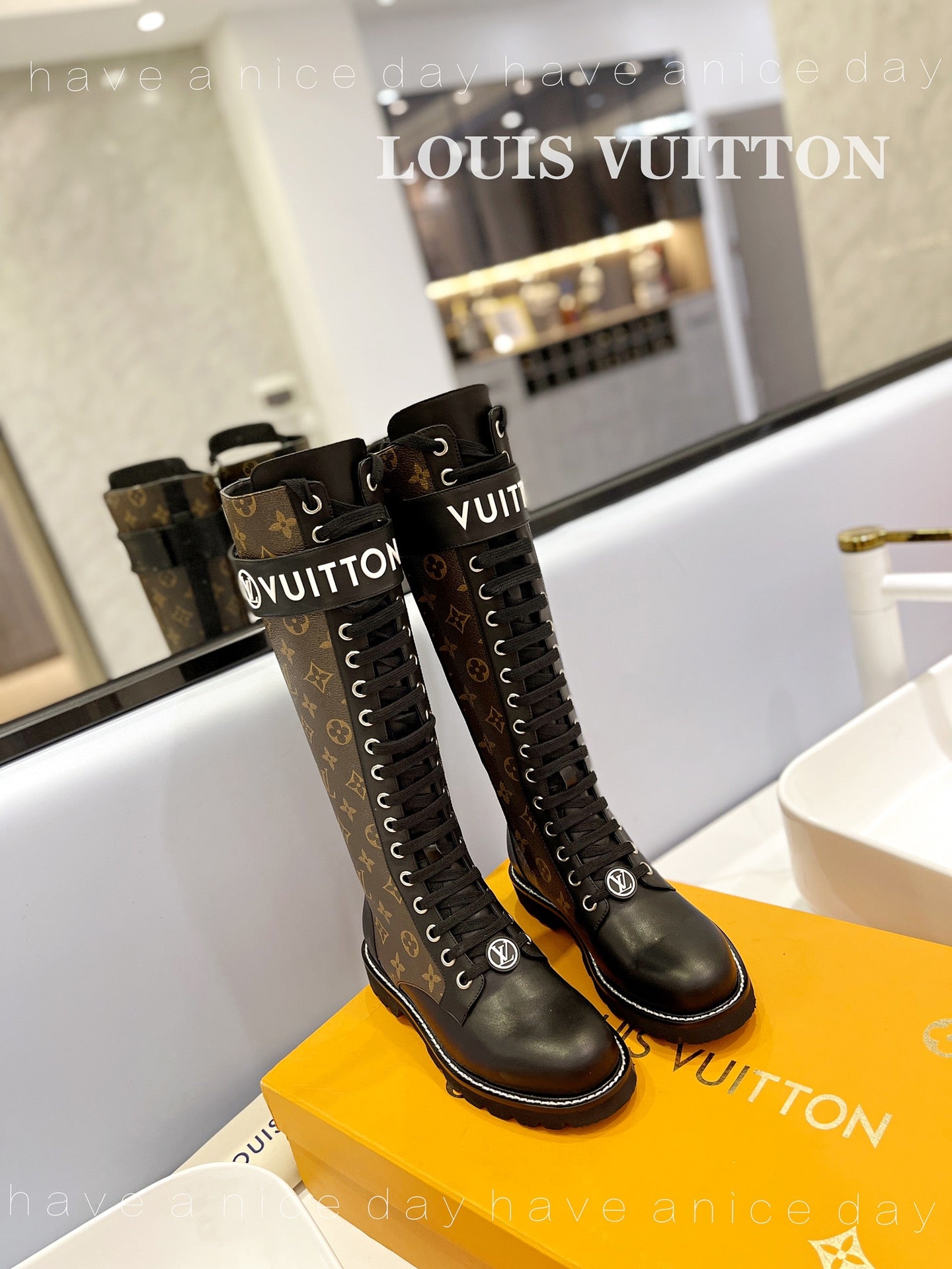 LO-LV bags 3435