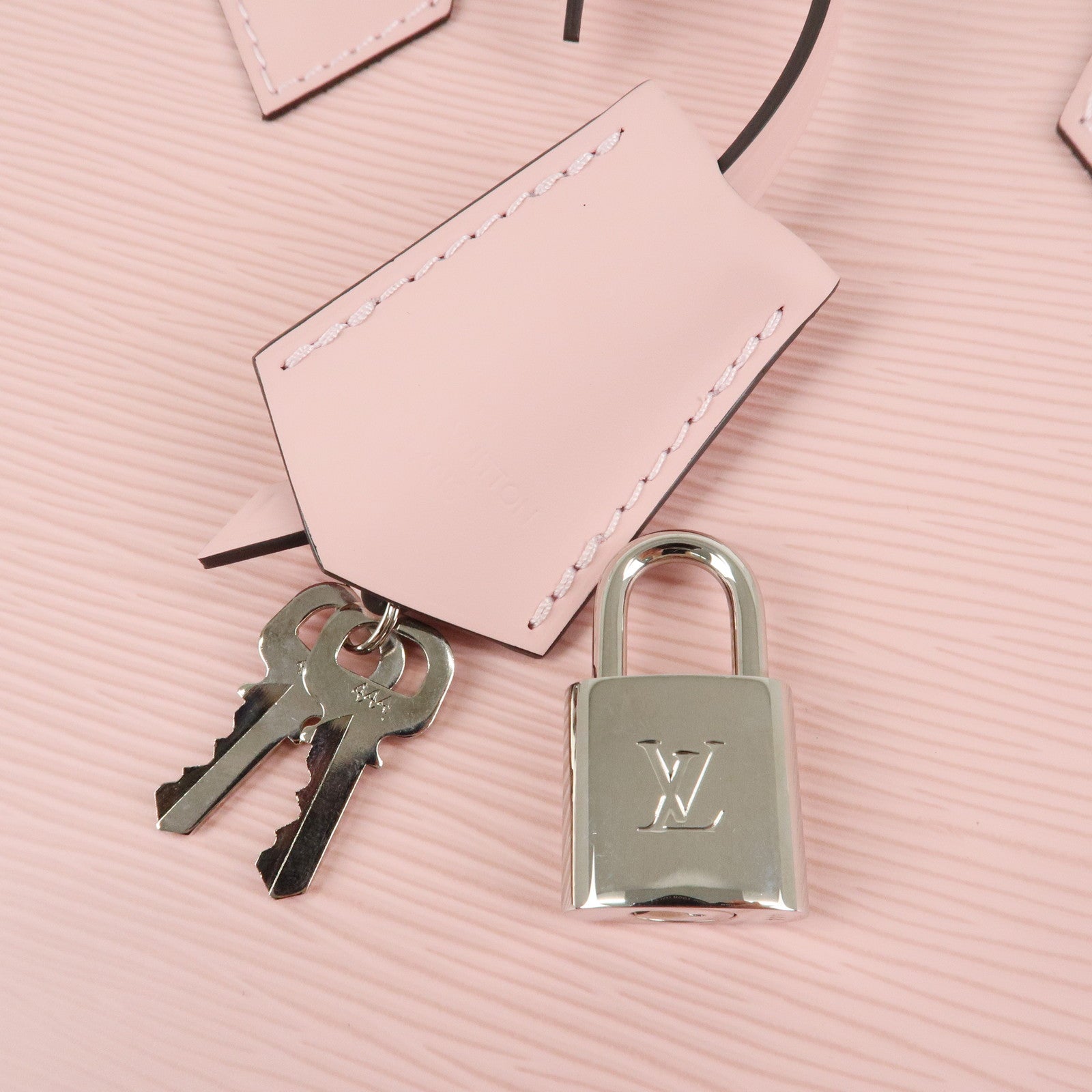LO-LV bags 3915