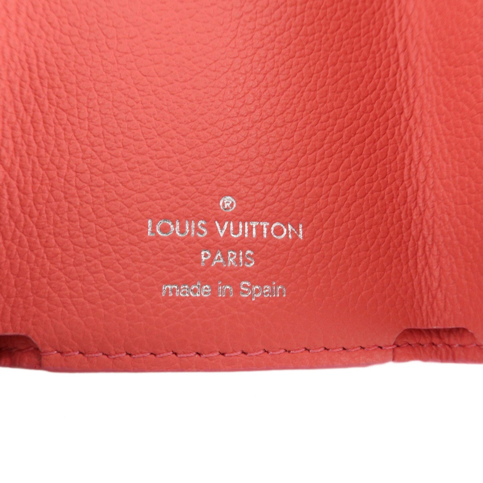 LO-LV bags 3885