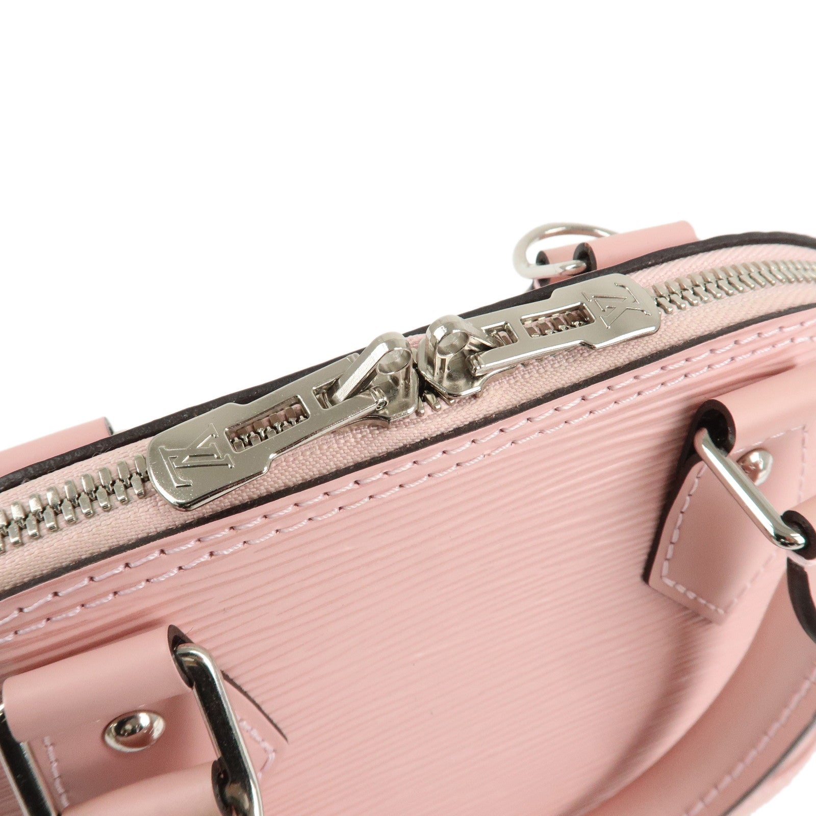 LO-LV bags 3823