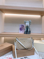 LO - CCH Bags - 025