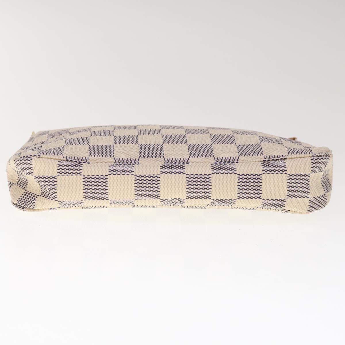 LO-LV bags 1106