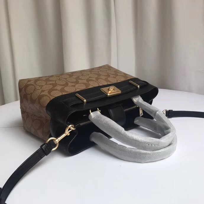 LO - CCH Bags - 457