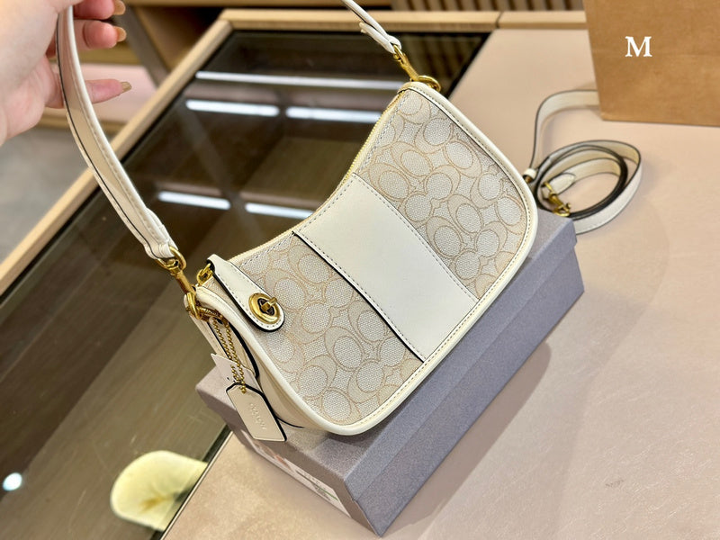 LO - CCH Bags - 074