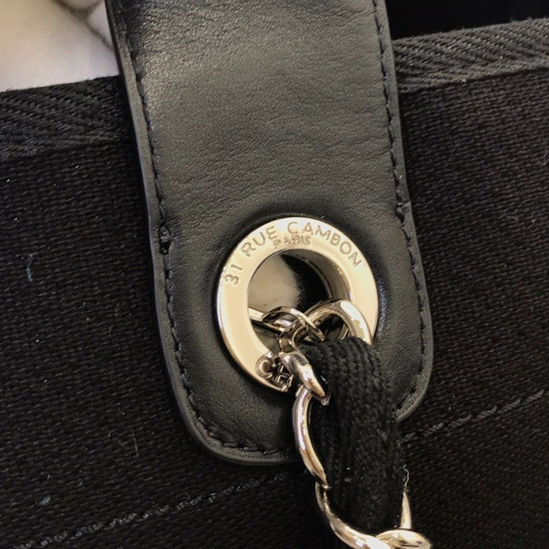 LO - CHL Bags - 1920