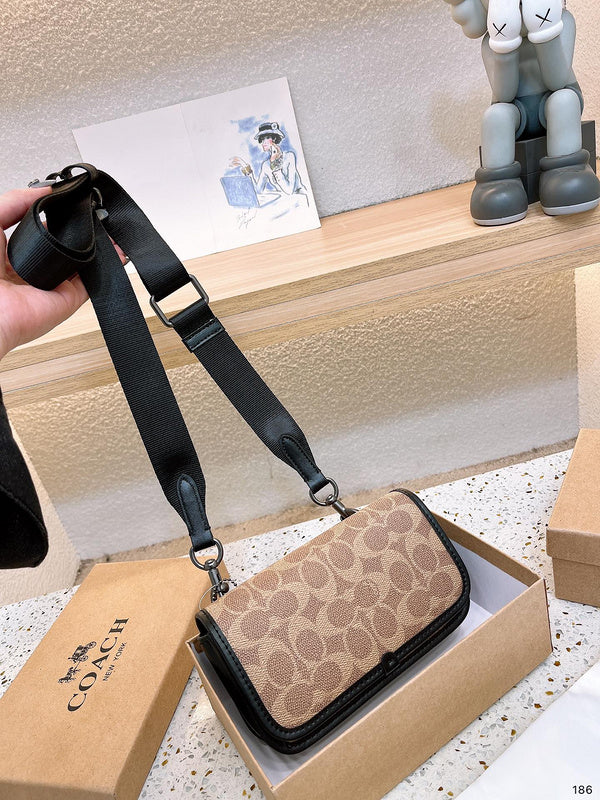 LO - CCH Bags - 375