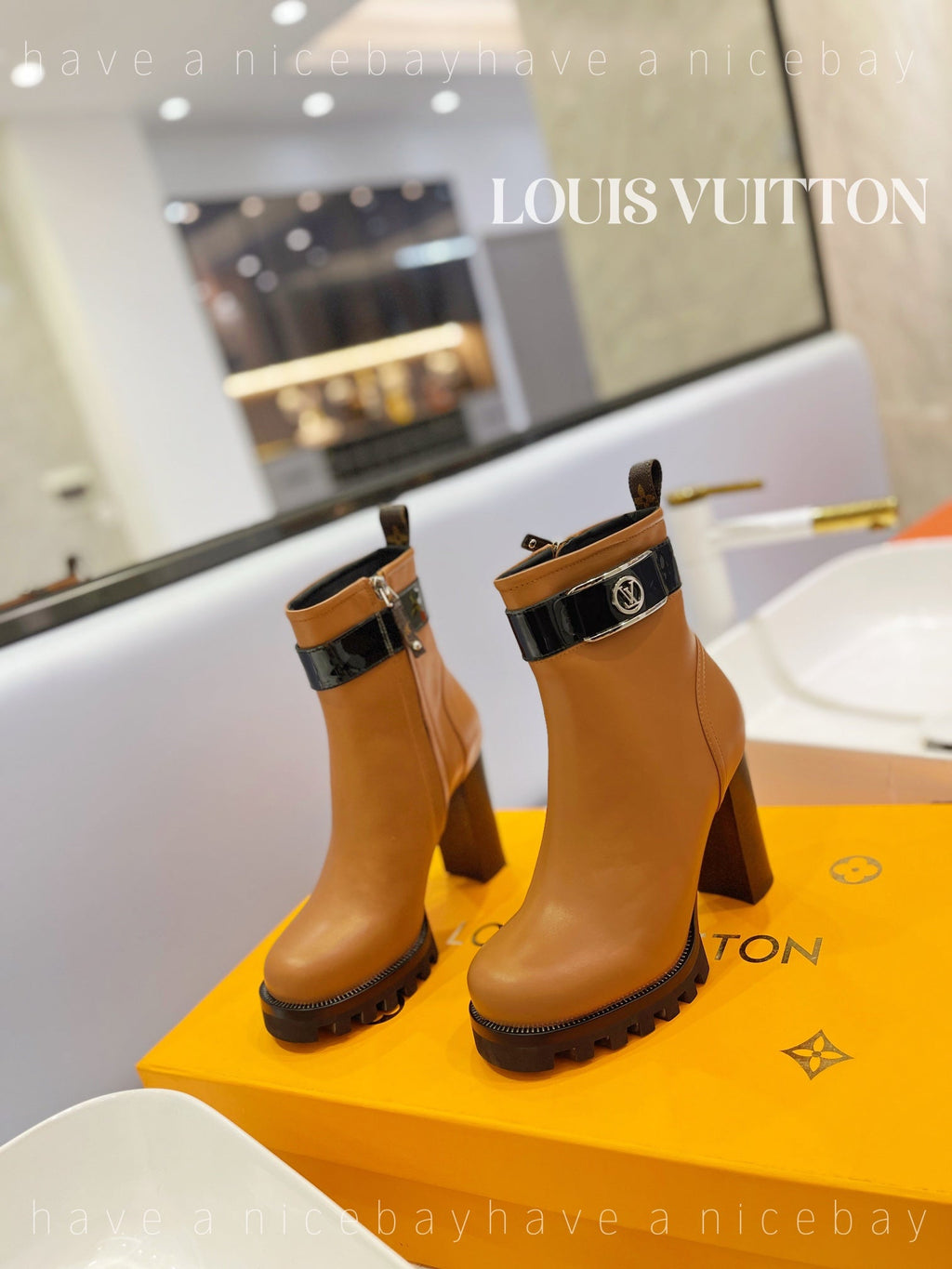 LO-LV bags 3438
