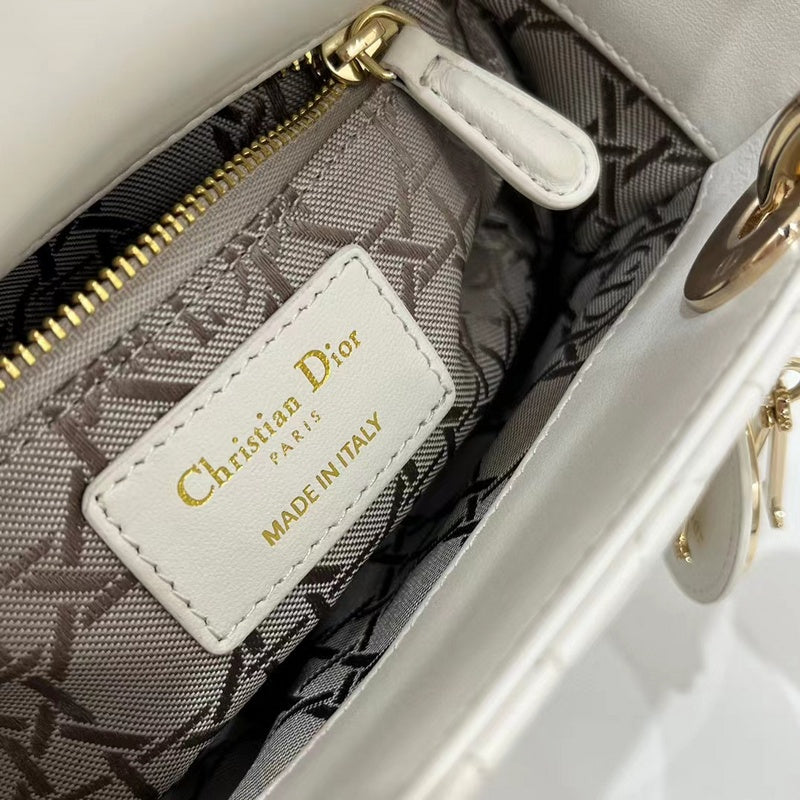 LO - DYOR   BAGS FOR WOMEN - FASHION LUXURY BAGS 001
