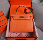LO - HMS Luxury Bags - 742