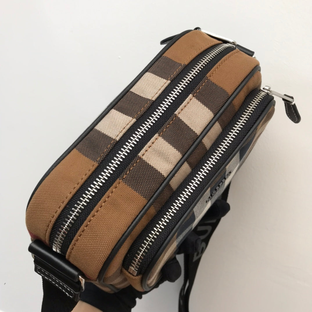 B-Berry - BB  Check Crossbody Bag For Men, Bags 8.9in/22.5LO 80491451