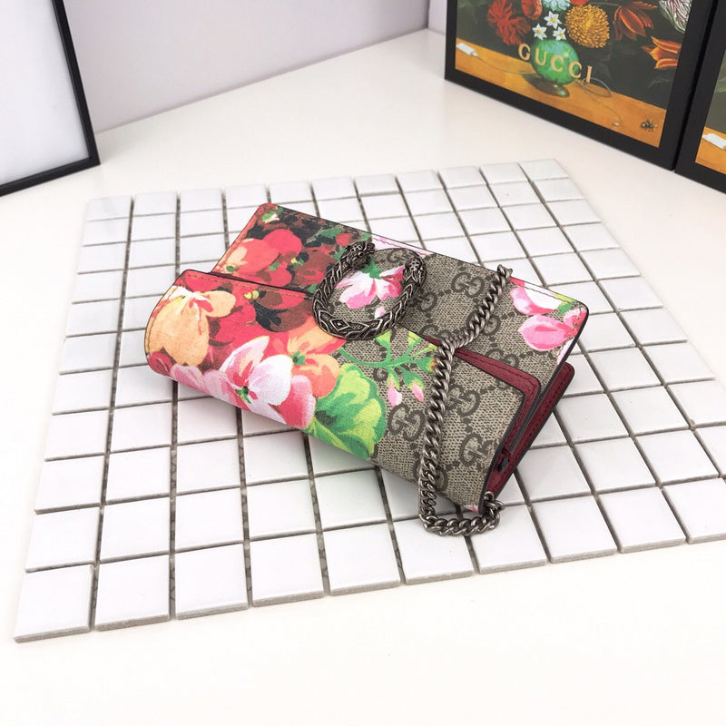 LO - GCC Bags - 2568