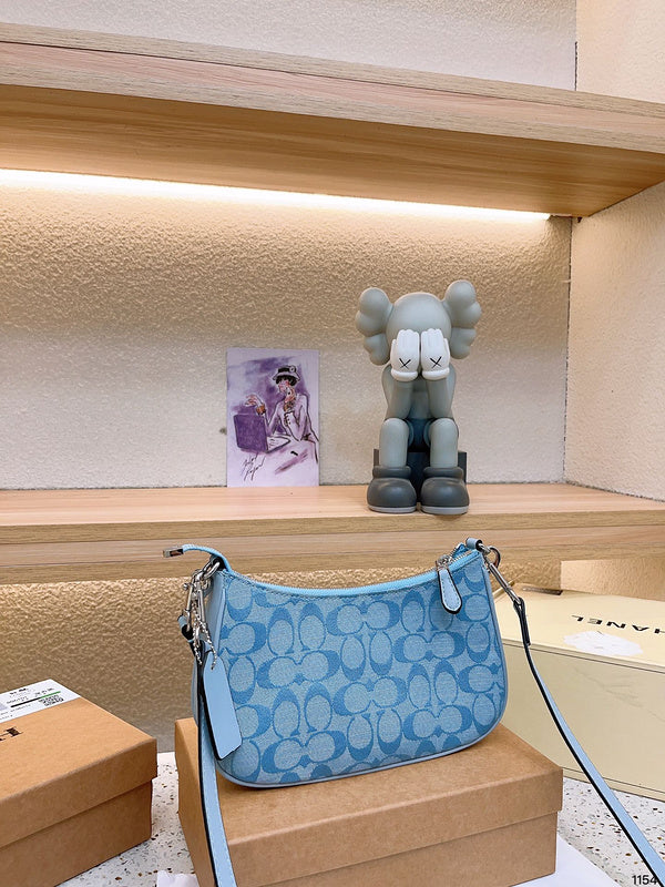 LO - CCH Bags - 174