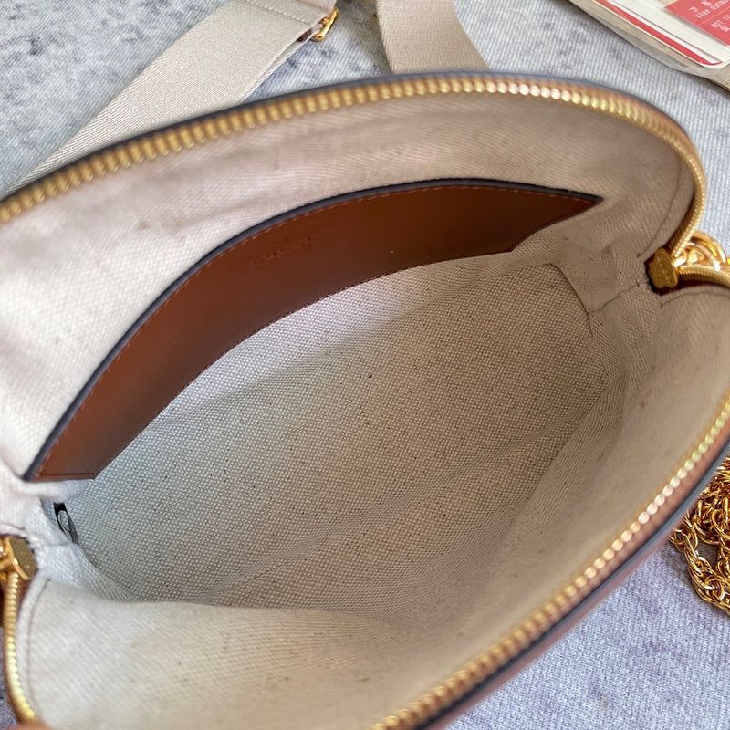 LO - GCC Bags - 1916