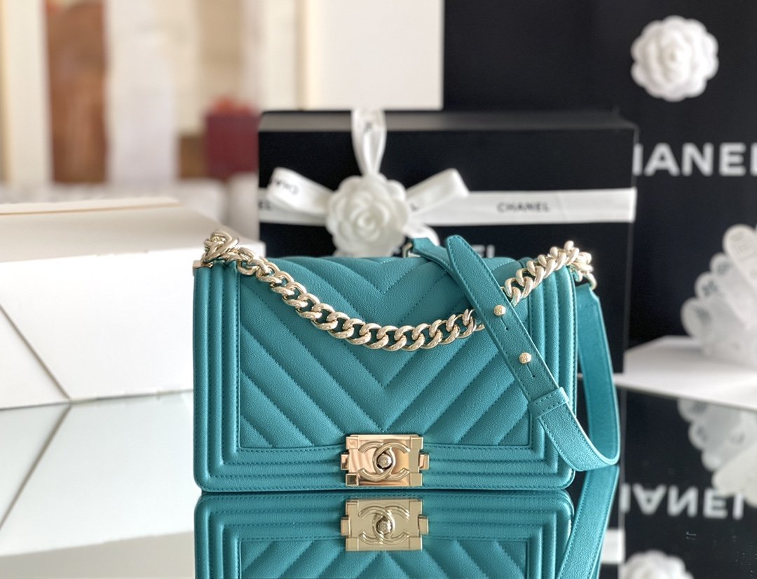 CHL - Medium Boy Handbag Blue For Women 9.8in/25LO A67086