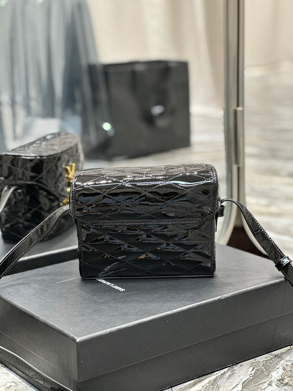BB - YSL Bag - 3917
