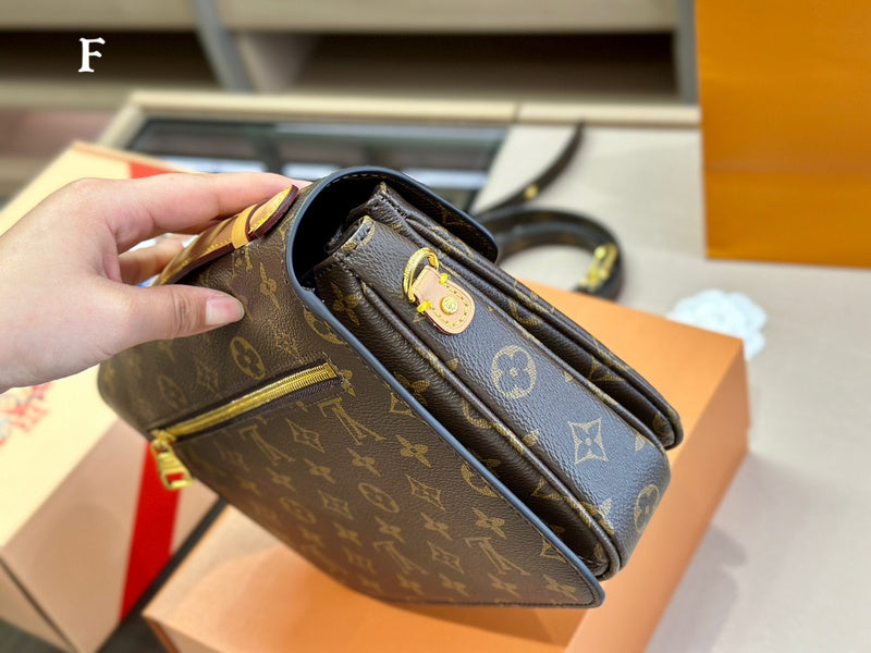 LO - LV Bags - 15032