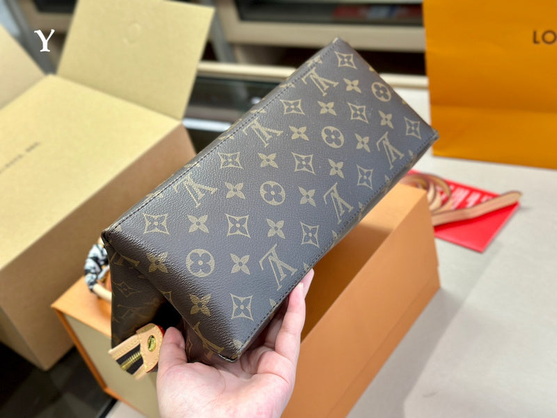 LO - LV Bags - 15092
